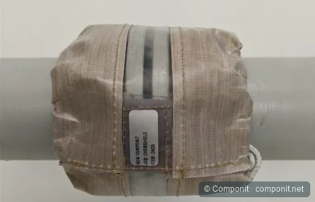 Protector textil Chemshield instalado sobre una brida con ventana de inspección